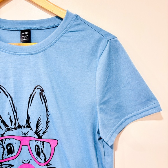 SHEIN Blue t-shirt with rabbit print - Picture 4 of 7